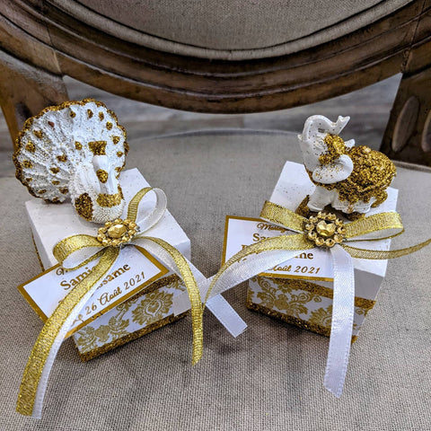 Boite carré paon arabesque