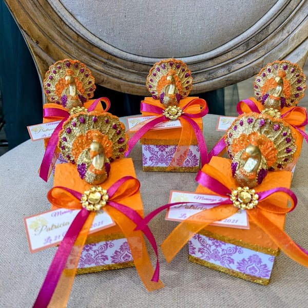 Boite carré paon arabesque