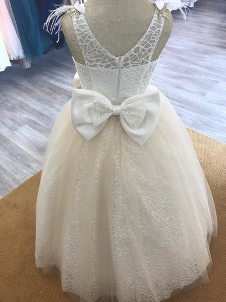 Robe enfant ivoire papillon avec cerceaux