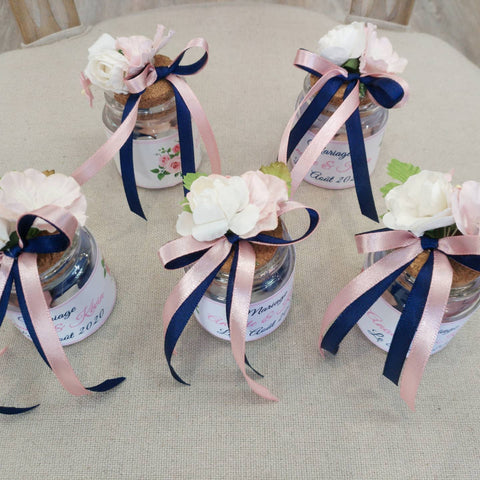 Bocal floral bleu et rose